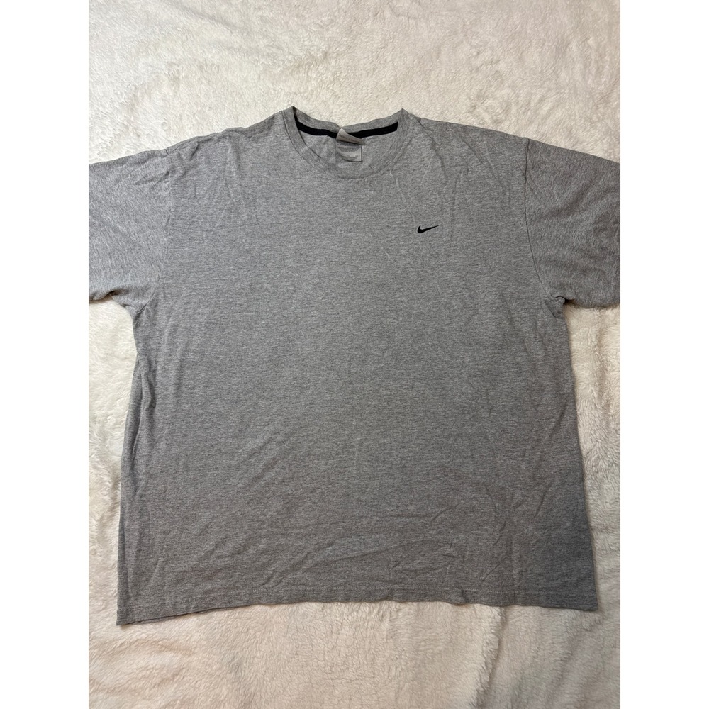 Nike T-Shirt Mens XL Gray Excellent Embroidered Swoosh Short Sleeve Tee